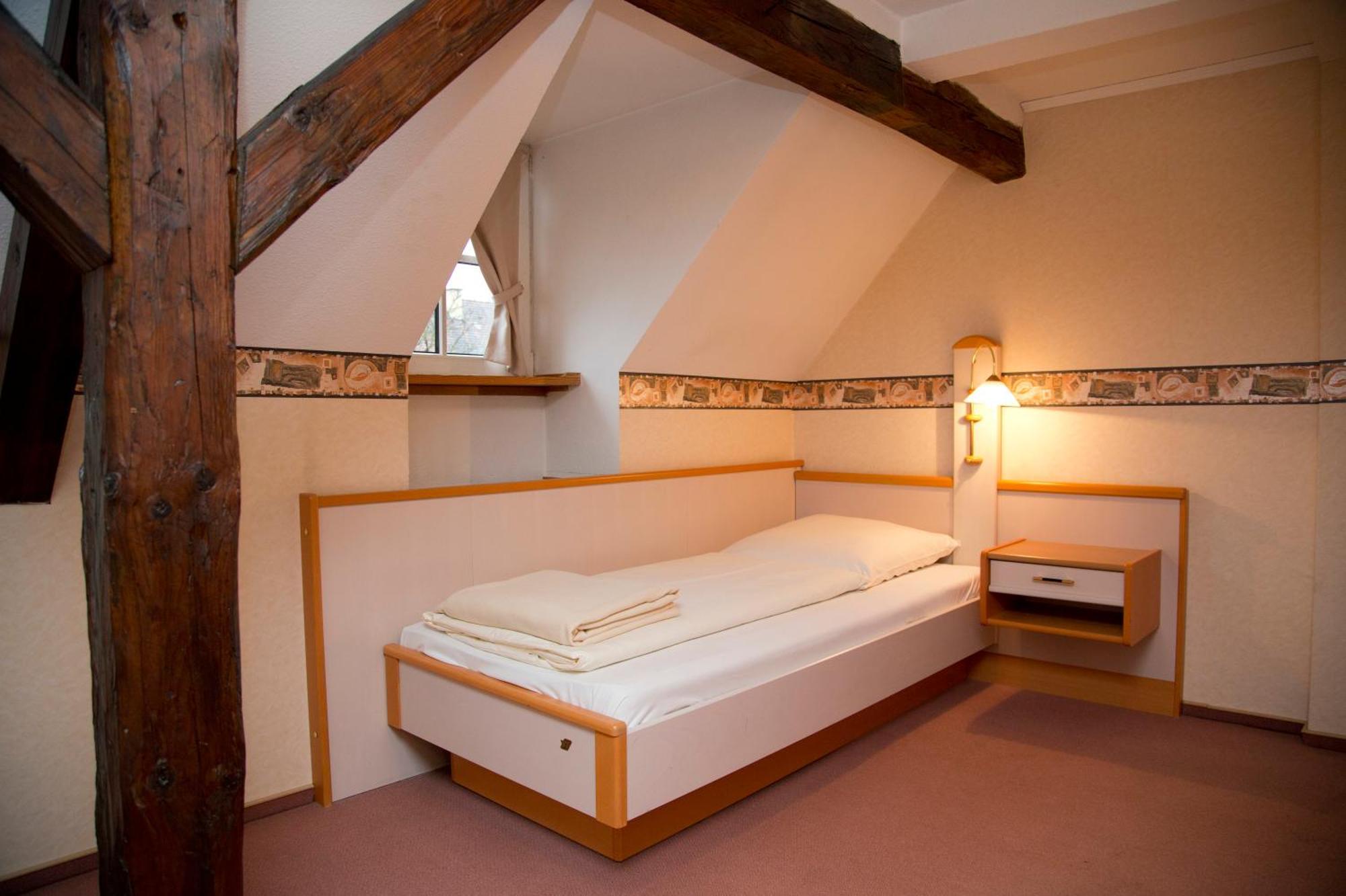 Hotel Garni Promenade Weißenhorn Quarto foto